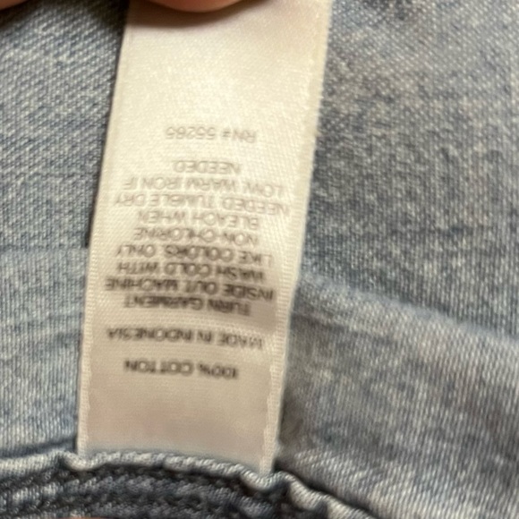 EXPRESS denim shirt gently used embroidered hearts ❤️ on back size L - Picture 8 of 15